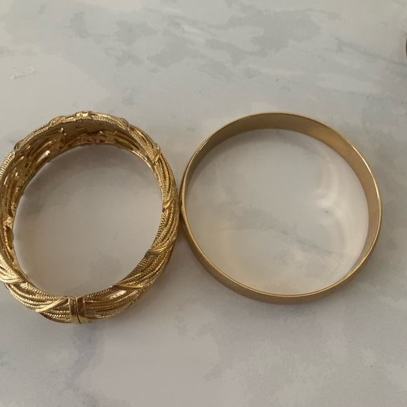 Gold bangles by Monet - Picture 3 of 10